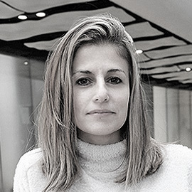 Stela Julzari