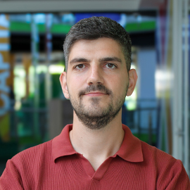 https://www.telerikacademy.com/images/default-source/about-us/team-photos/alexander_hristov.jpg?sfvrsn=cbd658fc_2
